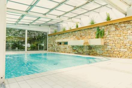 Piscine Interieure - Le Manoir du Lys